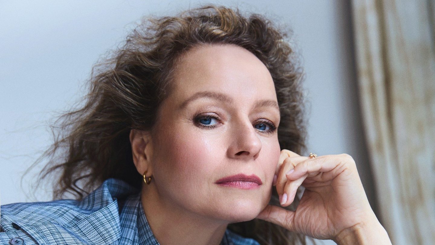 Samantha Morton recebe destaque por performance como Circe em The Odyssey