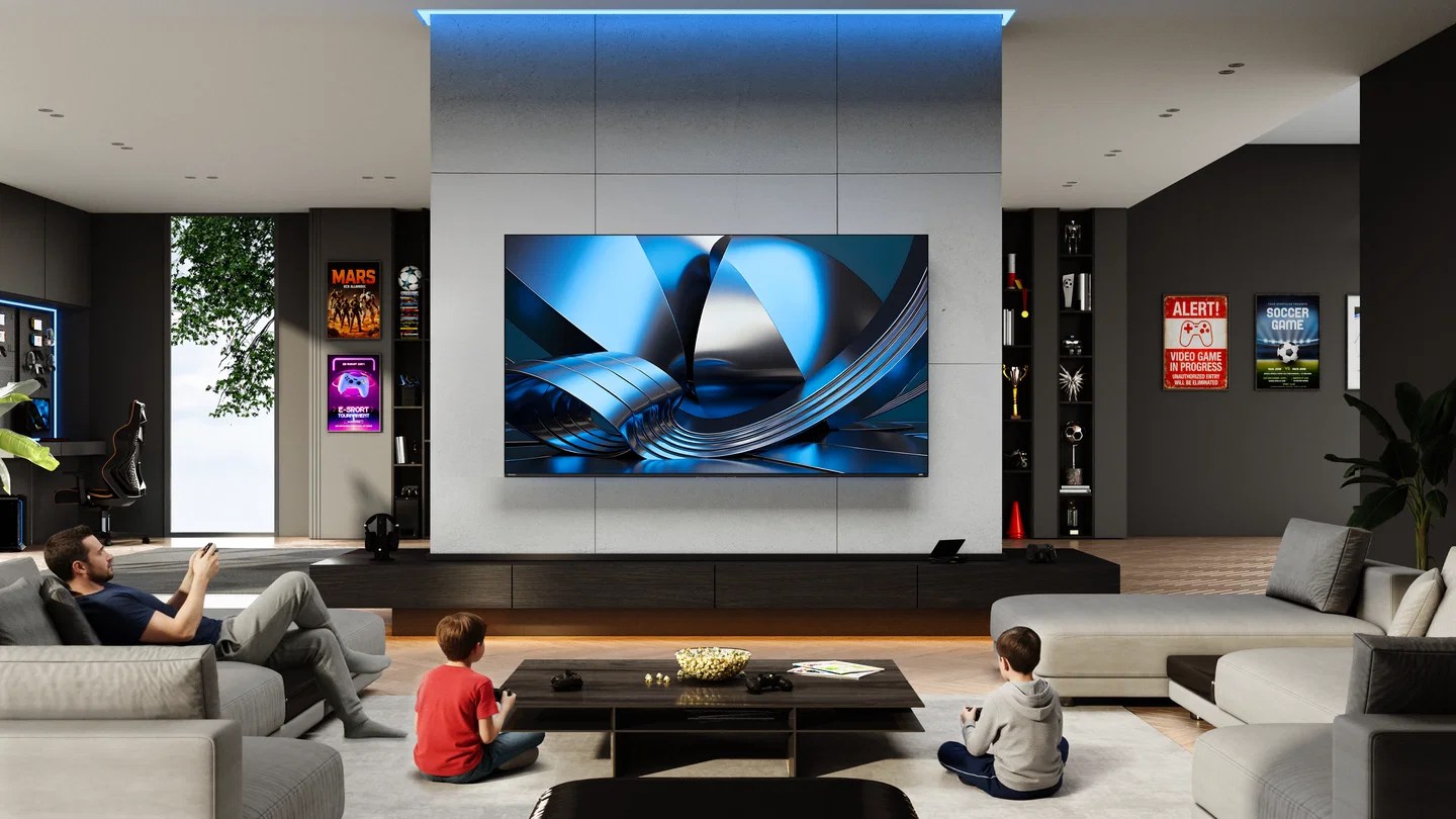 TV Hisense U6 Pro 4K em destaque, mostrando recursos para jogos como 144Hz e HDMI 2.1