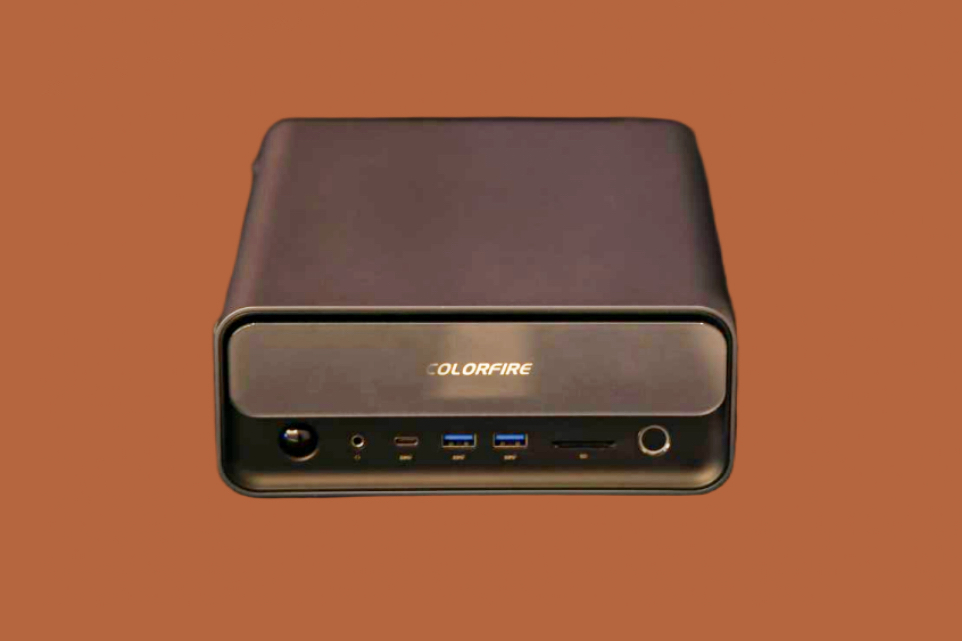 Mini PC Colorful Lingchuang Mini Pro com APU AMD Gorgon Halo