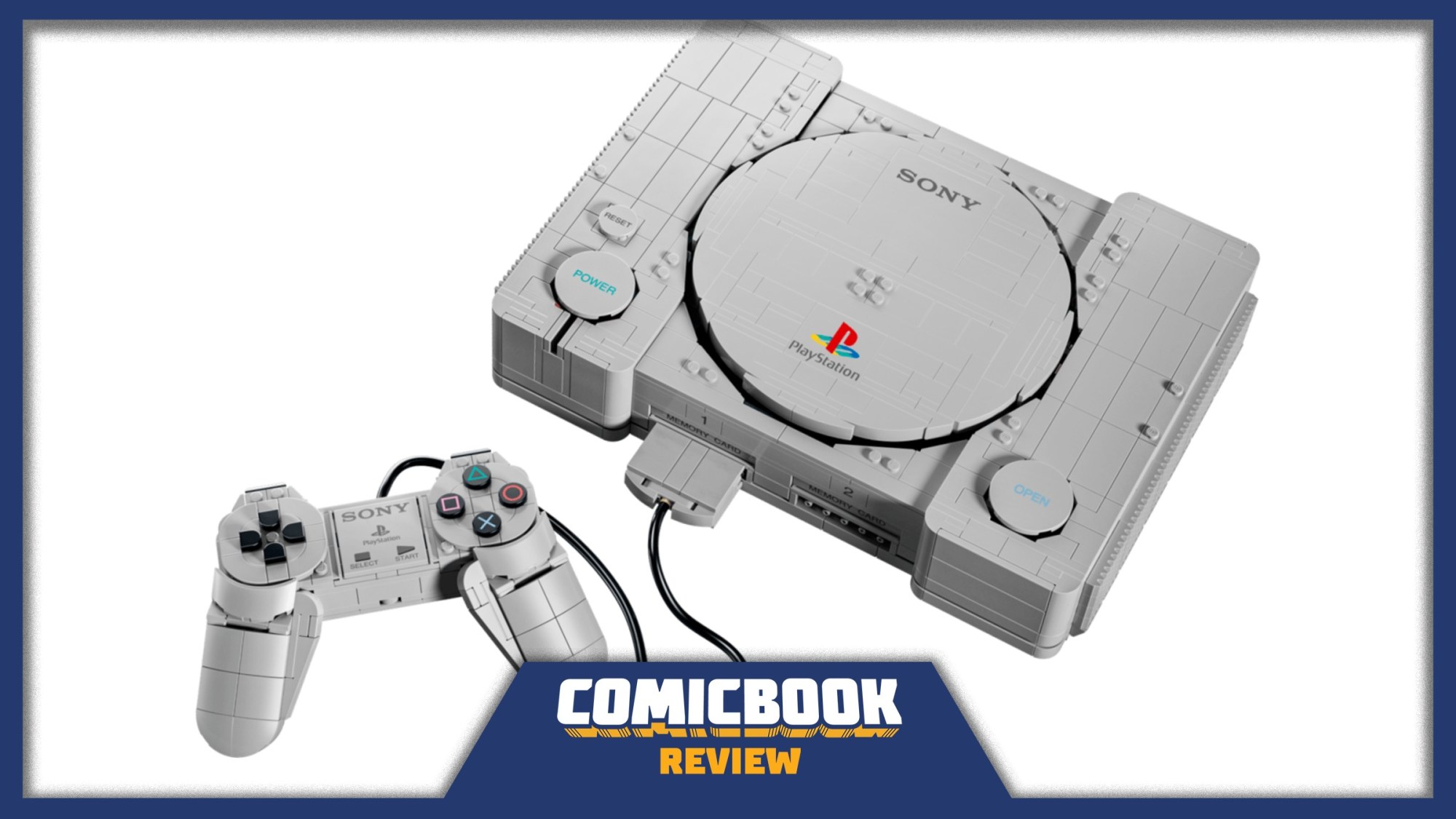 Modelo LEGO do console PlayStation 1 com controle brickificado e dioramas de Ape Escape e Gran Turismo