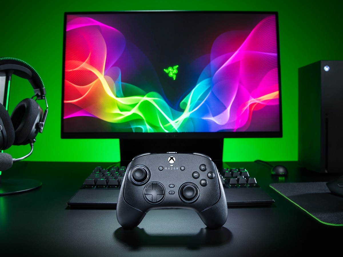 Razer Wolverine V4 Pro controller com botões magnéticos removíveis e thumbsticks intercambiáveis